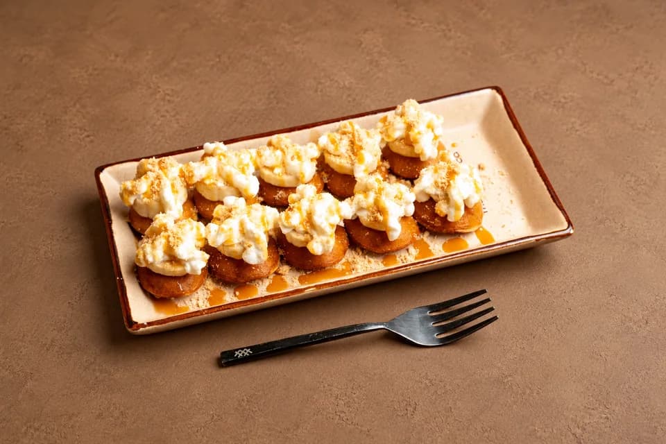 Banoffie Pie: eggless mini pancakes dessert at The Waffle Co.