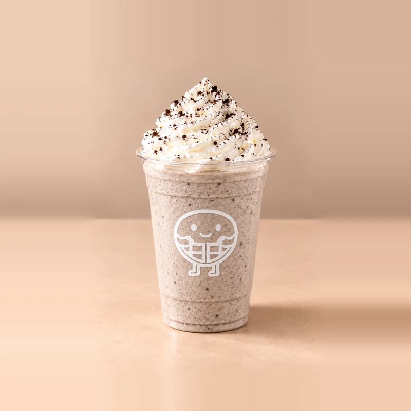 Oreo Cookie Delight: thick milkshake dessert at The Waffle Co.